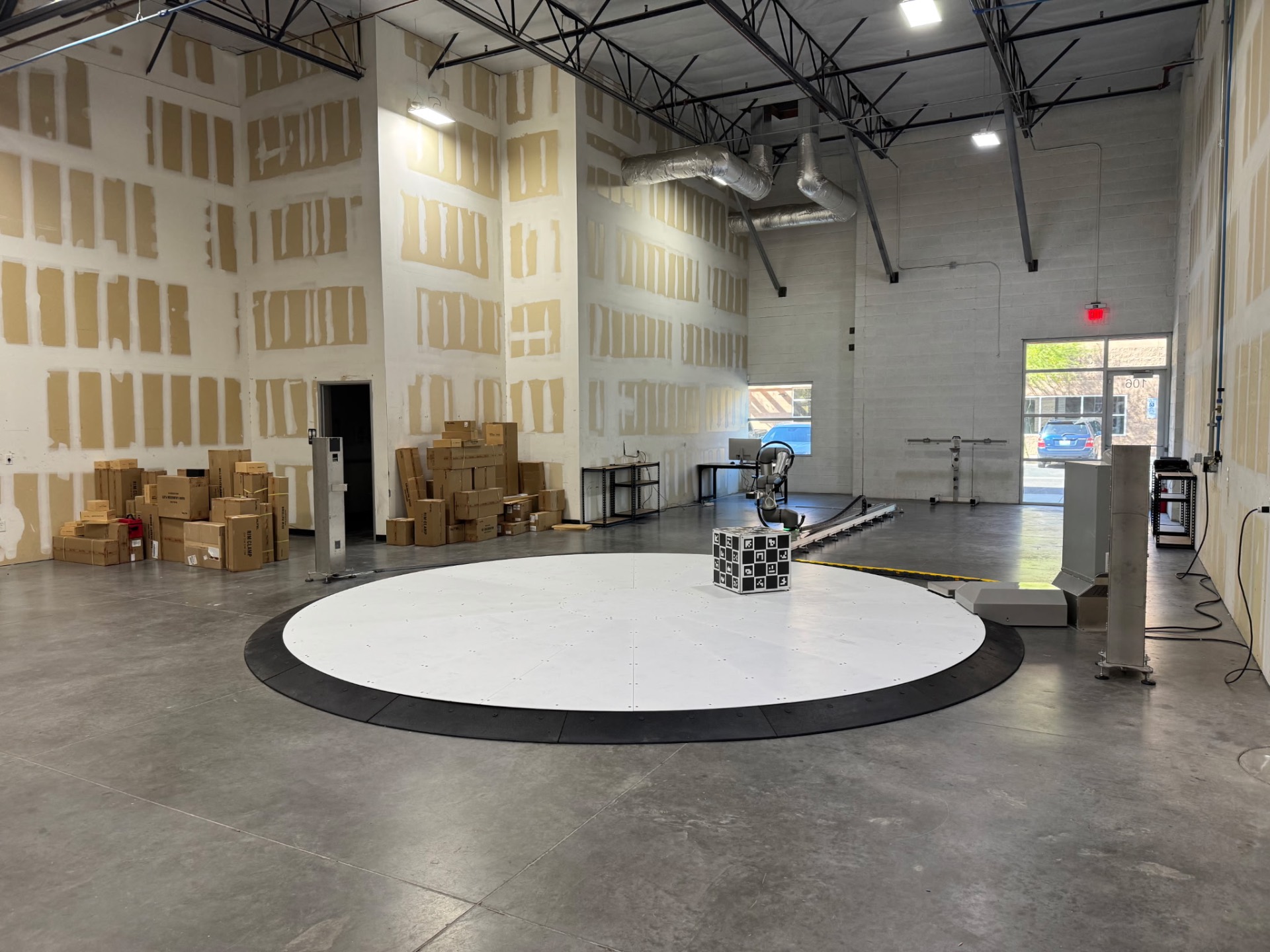 Full ADAS calibration platform